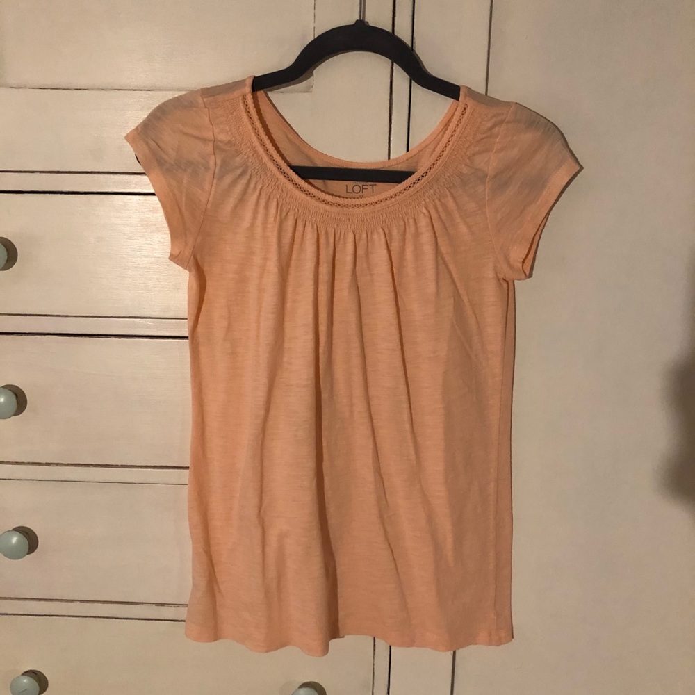 LOFT peach colored shirt sleeve T-shirt